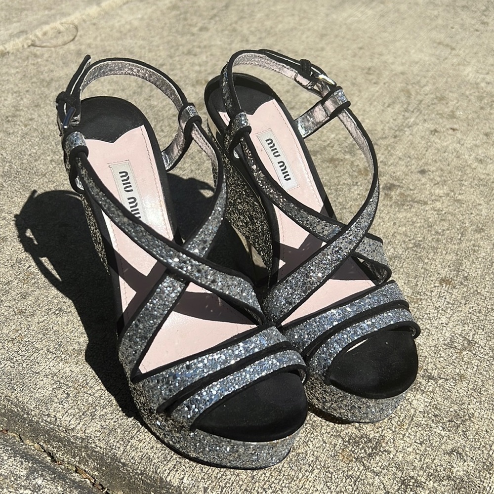 🔅 AUTHENTIC Stunning MIU MIU Silver Glitter Platform Sandals 😻